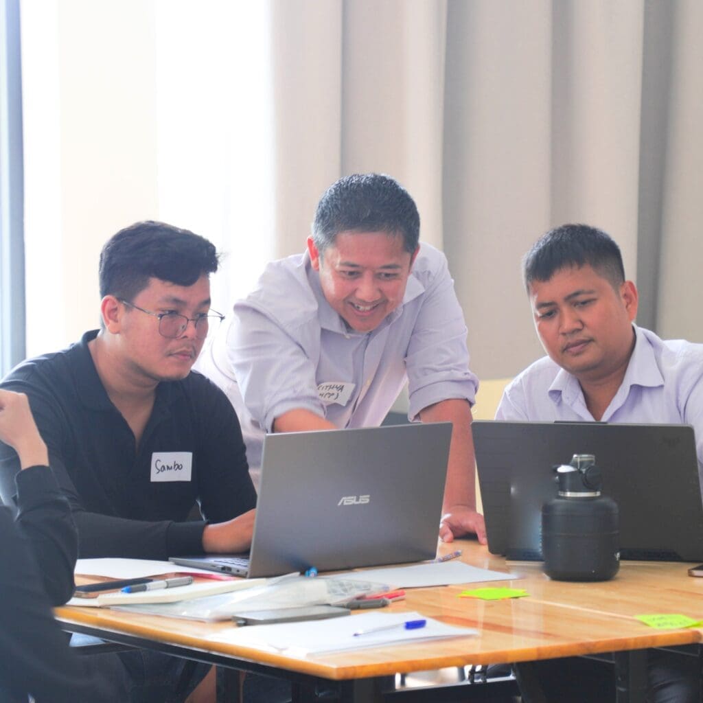 Rithya our in-house expert guide VP Start during the masterclass of DGIx program